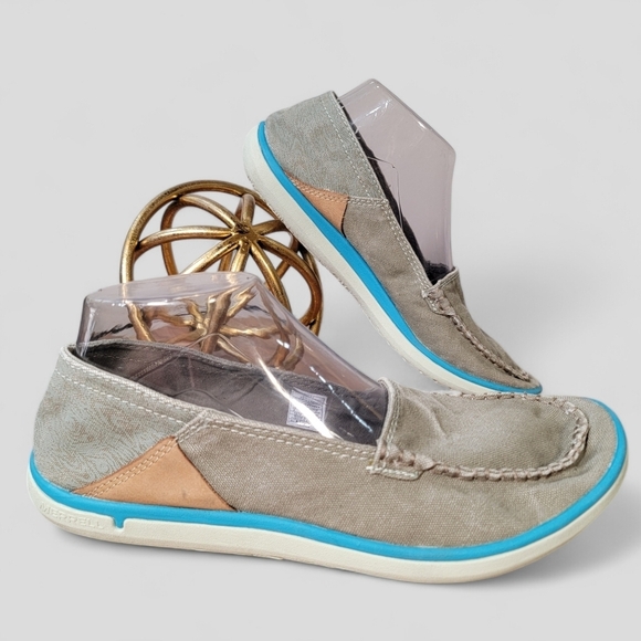 Merrell Tan and Blue Loafers - Picture 15 of 16